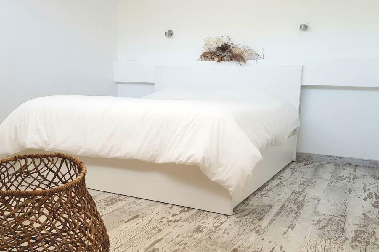 Lugar De La Luz Apartment Естепона Екстериор снимка